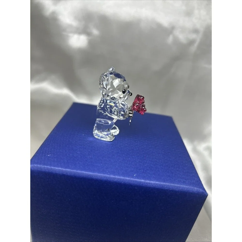 Swarovski Crystal Kris Bear Red Roses for You Figurine 1096731 Retired With Box
